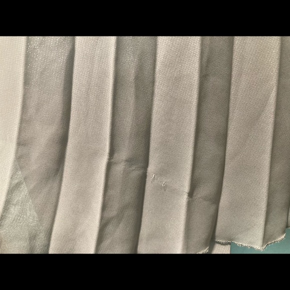 Made in Green
NWT Size 6 
Pewter pleaded skirts - Picture 6 of 7